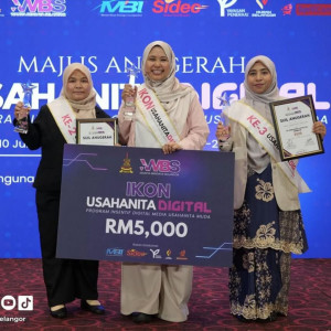 TIA ZALIKHA Memenangi Tempat Ke 2 dalam Program Usahanita Digital 2025